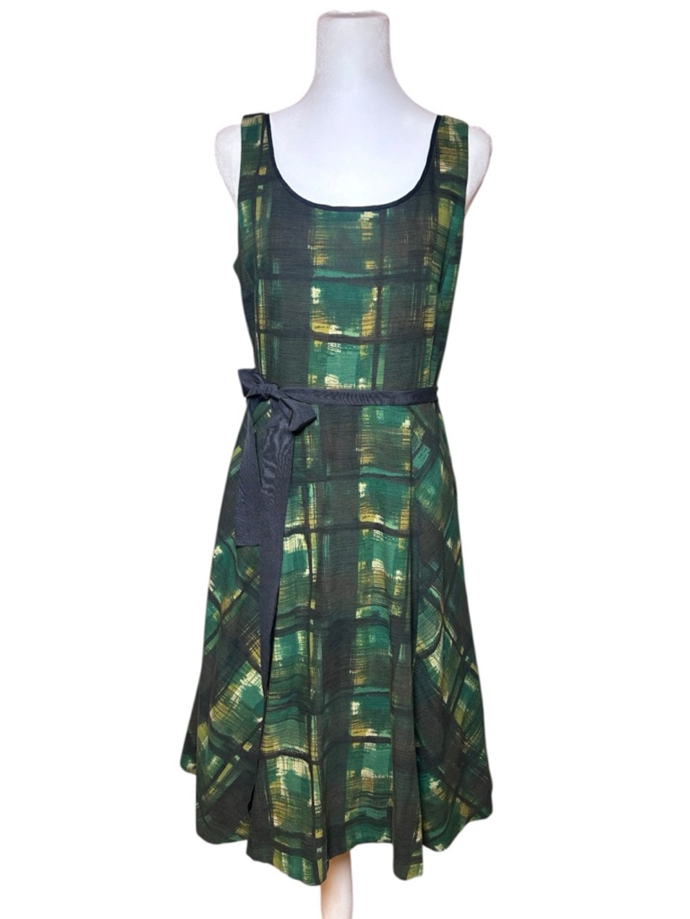 Anthropologie Maeve Dress Size 4
Green Plaid Fit & Flare Belted Midi - Picture 2 of 11